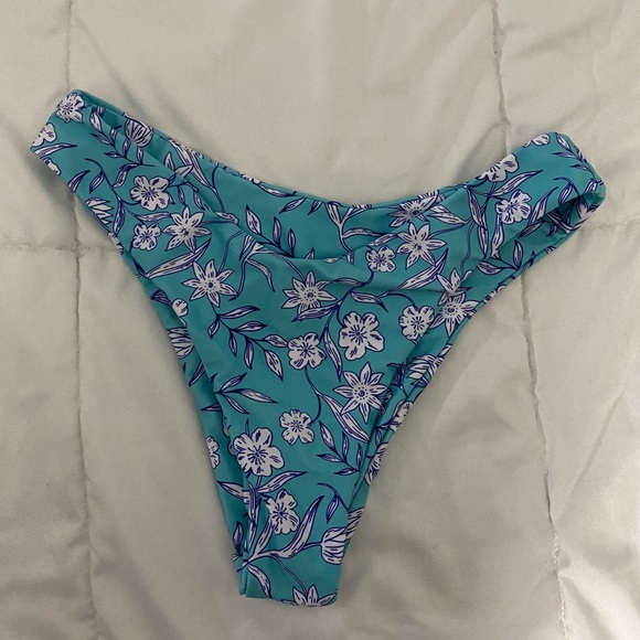 Blue flower print swim suit bottoms - Picture 1 of 1